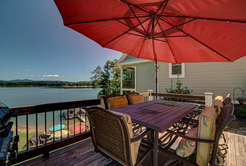 Lakeside Landing - Blairesville, Georgia