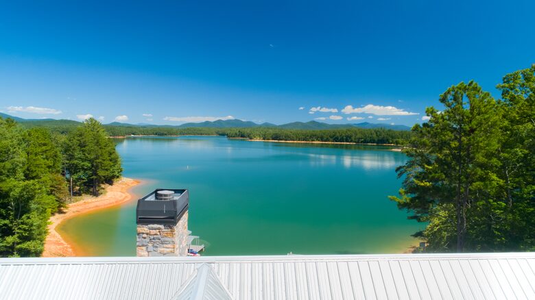Lakeside Landing - Blairesville, Georgia
