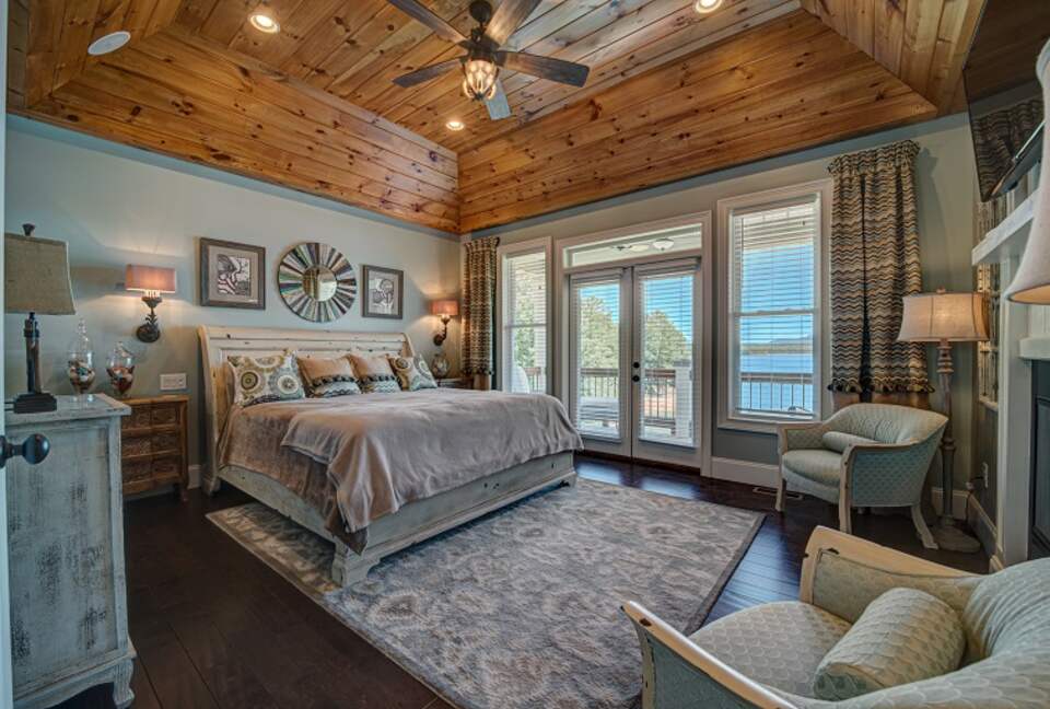 Lakeside Landing - Blairesville, Georgia