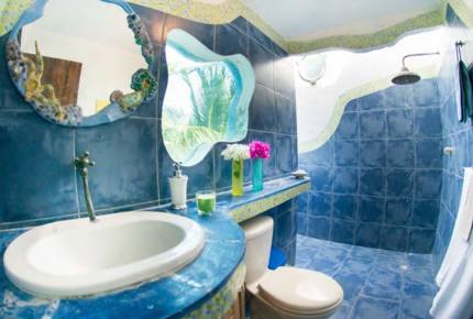 Secluded Island Beachfront House - Providencia, Colombia