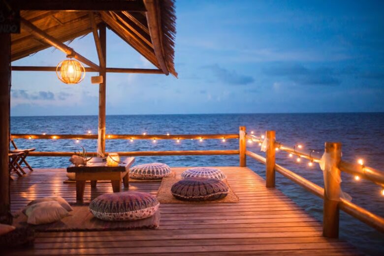 Secluded Island Beachfront House - Providencia, Colombia