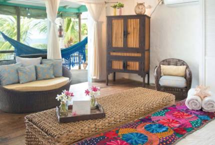 Secluded Island Beachfront House - Providencia, Colombia