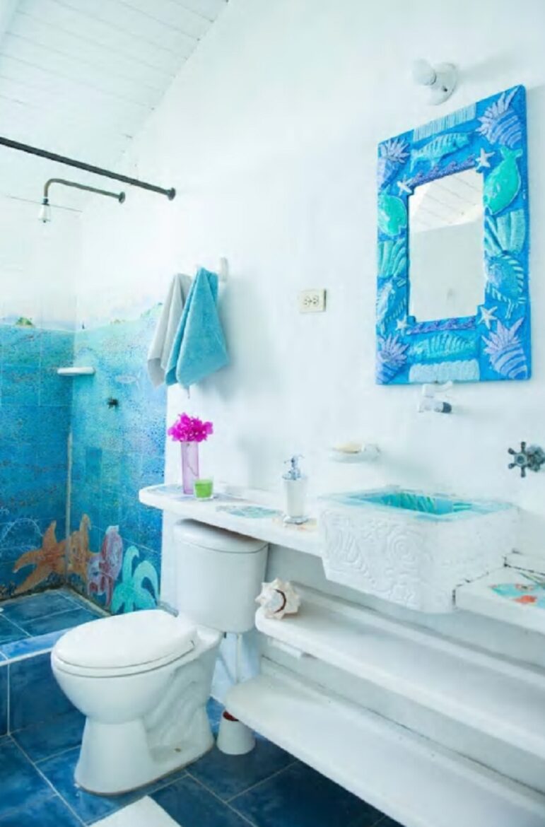 Secluded Island Beachfront House - Providencia, Colombia