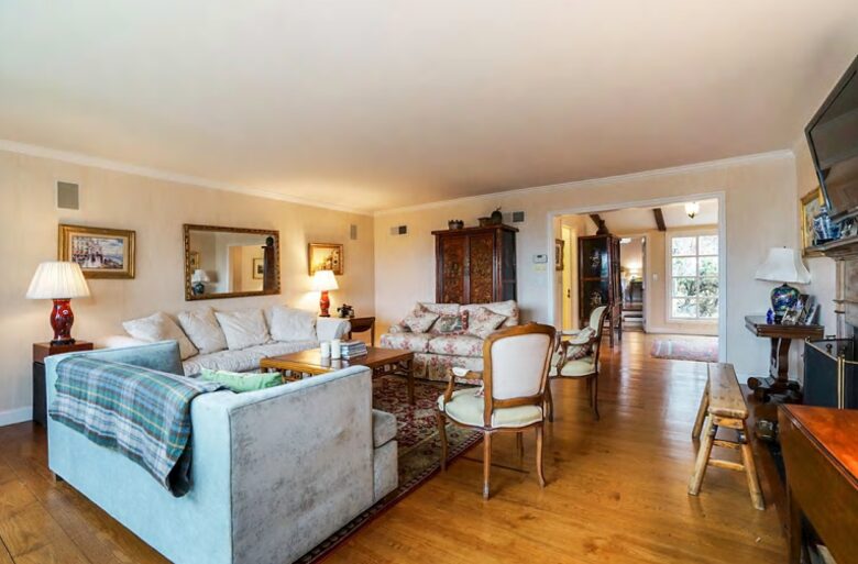 Bedford Country Home - Bedford Corner, New York