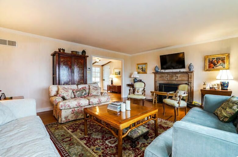 Bedford Country Home - Bedford Corner, New York