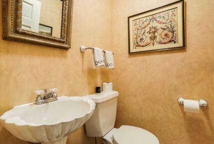 Bedford Country Home - Bedford Corner, New York