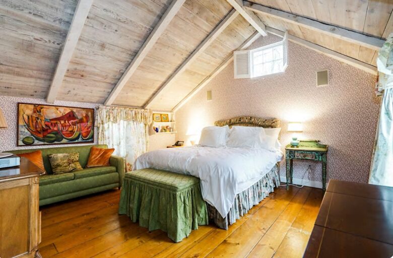 Bedford Country Home - Bedford Corner, New York