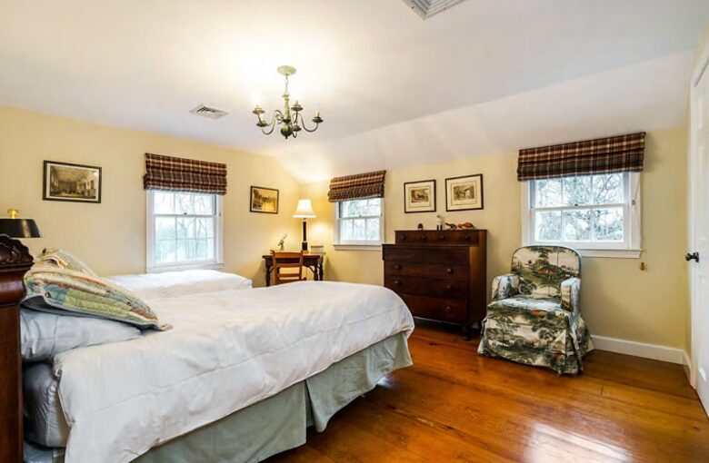 Bedford Country Home - Bedford Corner, New York