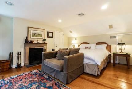 Bedford Country Home - Bedford Corner, New York