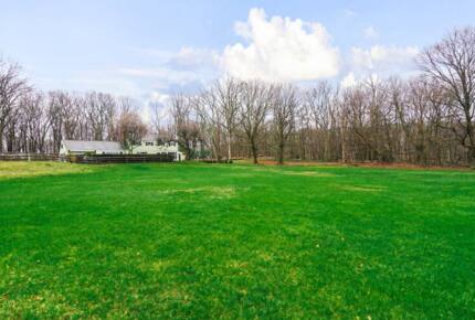 Bedford Country Home - Bedford Corner, New York