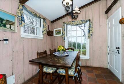 Bedford Country Home - Bedford Corner, New York