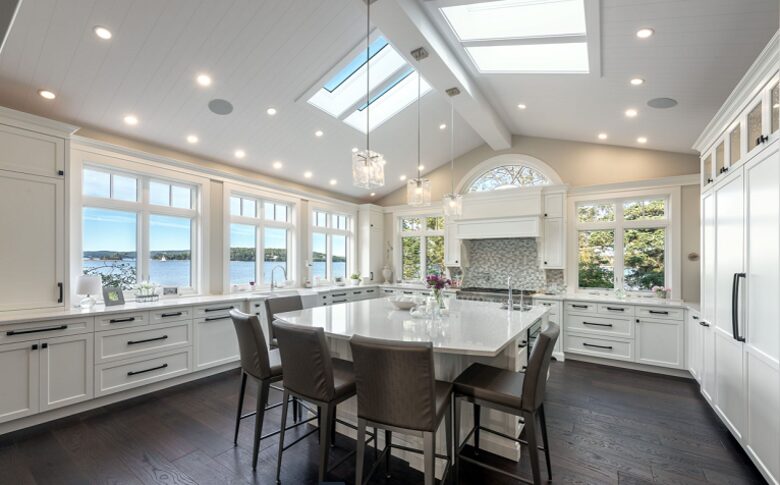 Seaside Serenity - Seabright, Canada