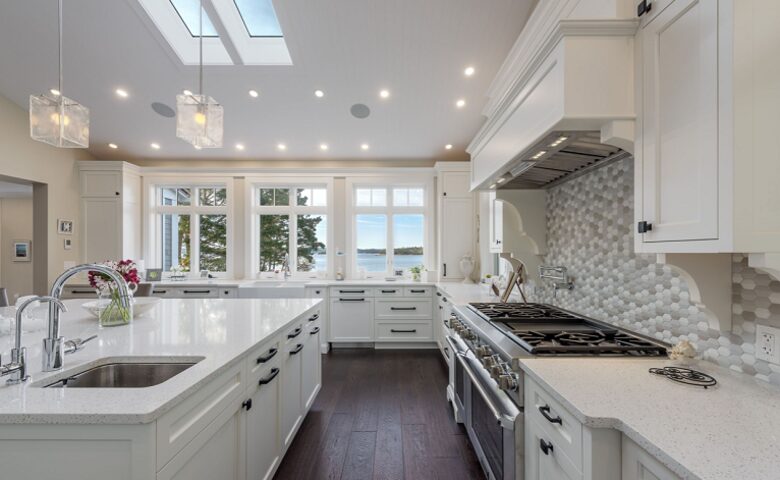 Seaside Serenity - Seabright, Canada