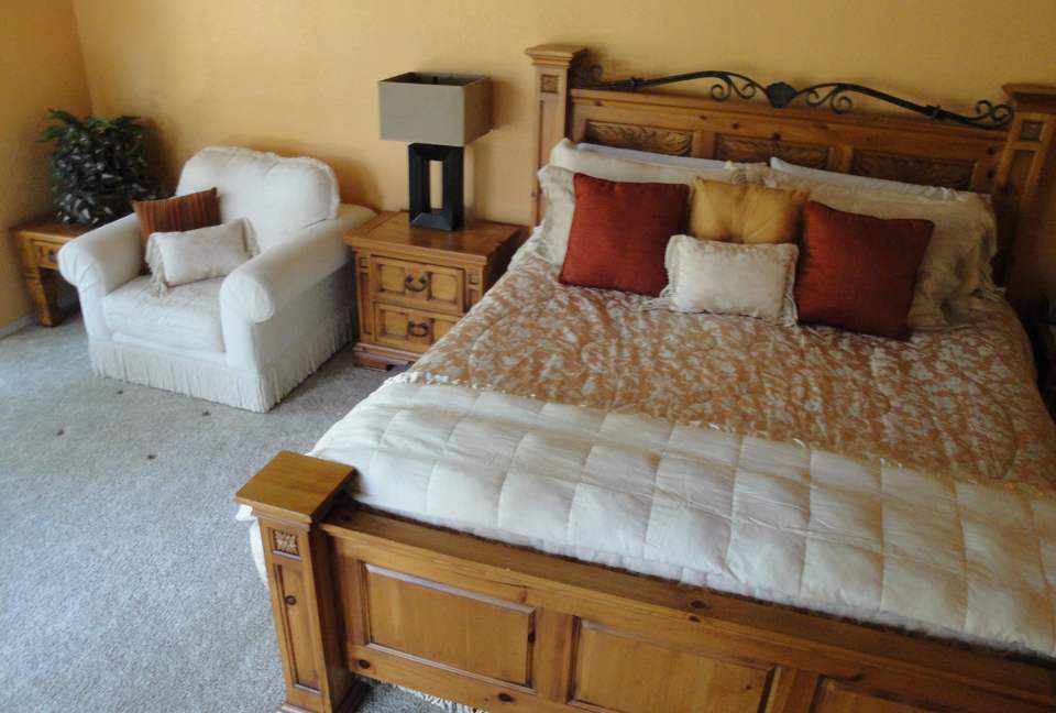 SKI OR GOLF IN THE MAGICAL FOREST - Flagstaff, Arizona