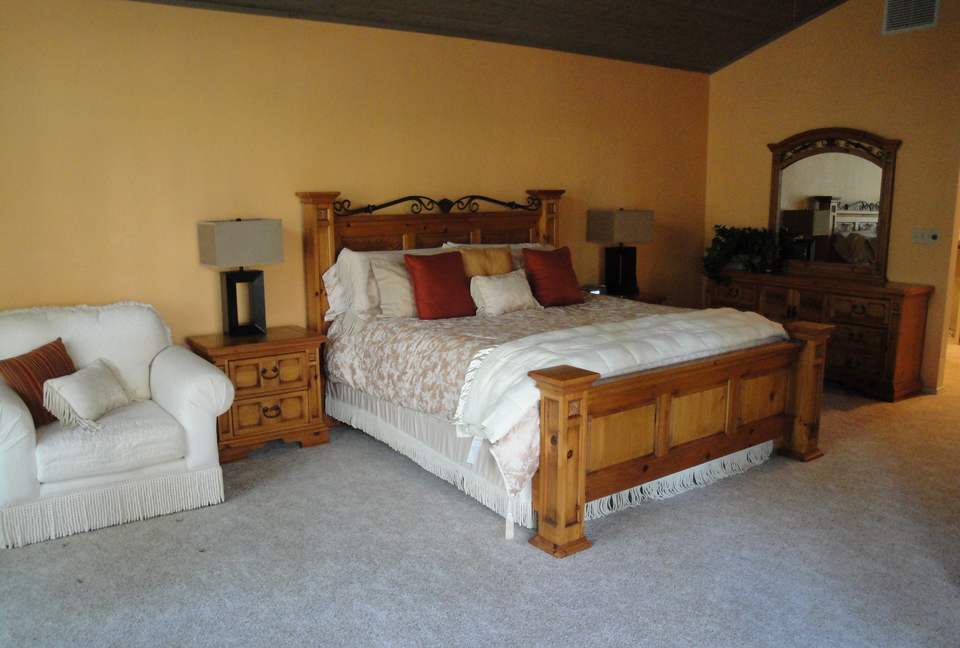 SKI OR GOLF IN THE MAGICAL FOREST - Flagstaff, Arizona