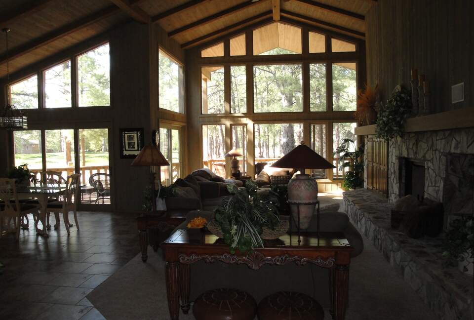 SKI OR GOLF IN THE MAGICAL FOREST - Flagstaff, Arizona