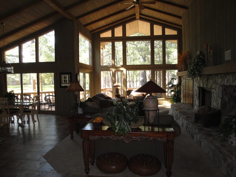 SKI OR GOLF IN THE MAGICAL FOREST - Flagstaff, Arizona