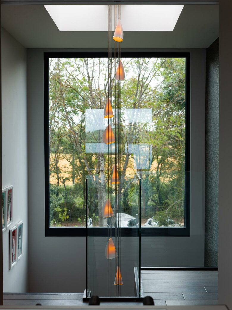 The Pool Deck - Lechlade, Cotswolds, Gloucestershire, United Kingdom