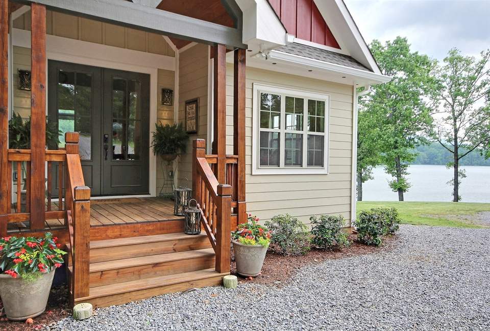 Hiawassee Lakefront Home - Hiawassee, Georgia