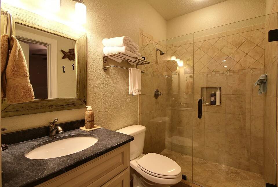 Hiawassee Lakefront Home - Hiawassee, Georgia