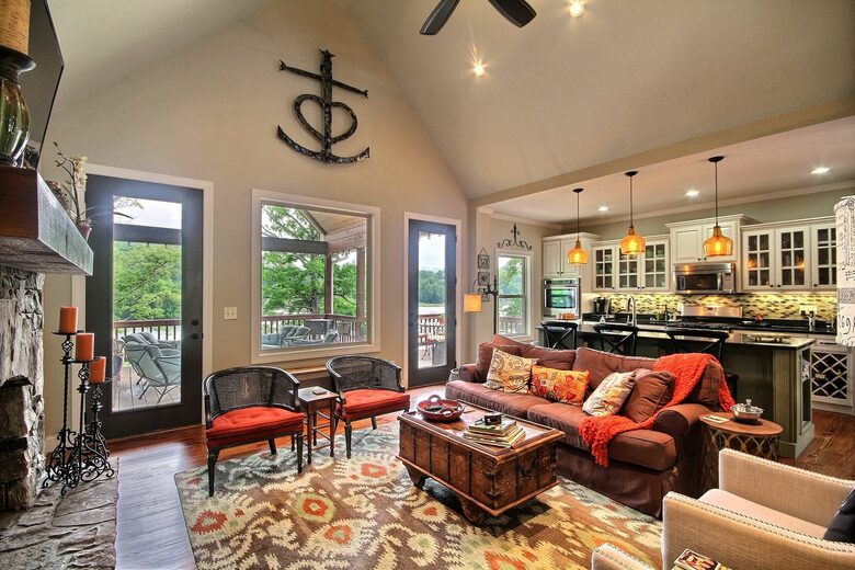 Hiawassee Lakefront Home - Hiawassee, Georgia