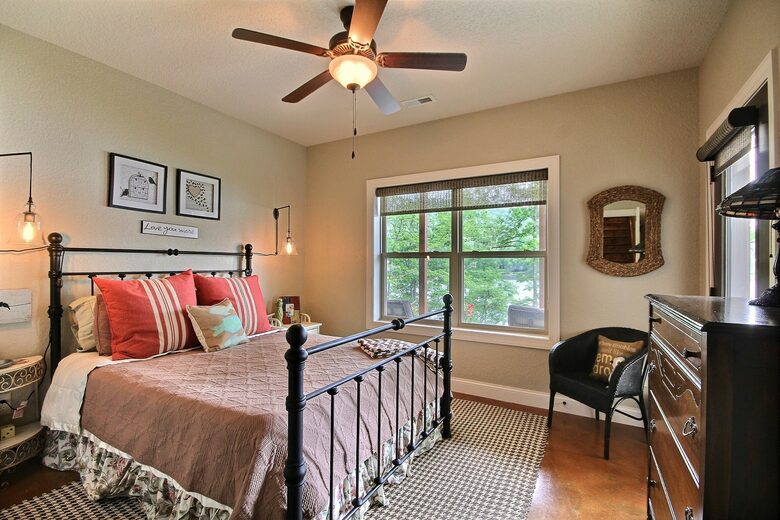 Hiawassee Lakefront Home - Hiawassee, Georgia