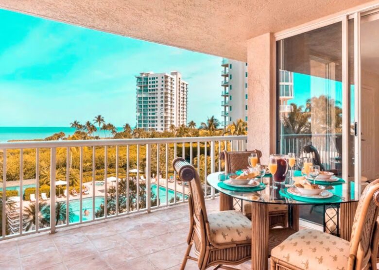 Naples Palm Breeze - Naples, Florida