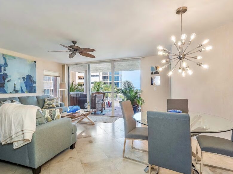 Naples Palm Breeze - Naples, Florida