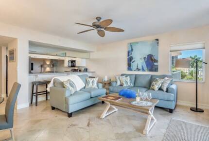 Naples Palm Breeze - Naples, Florida