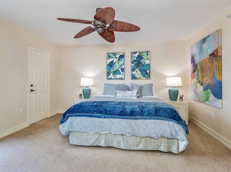 Naples Palm Breeze - Naples, Florida