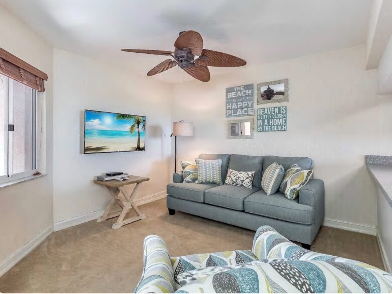 Naples Palm Breeze - Naples, Florida