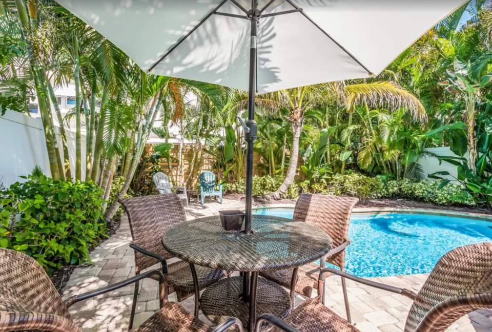 Mermaid's Hideaway Villa - Holmes Beach, Florida