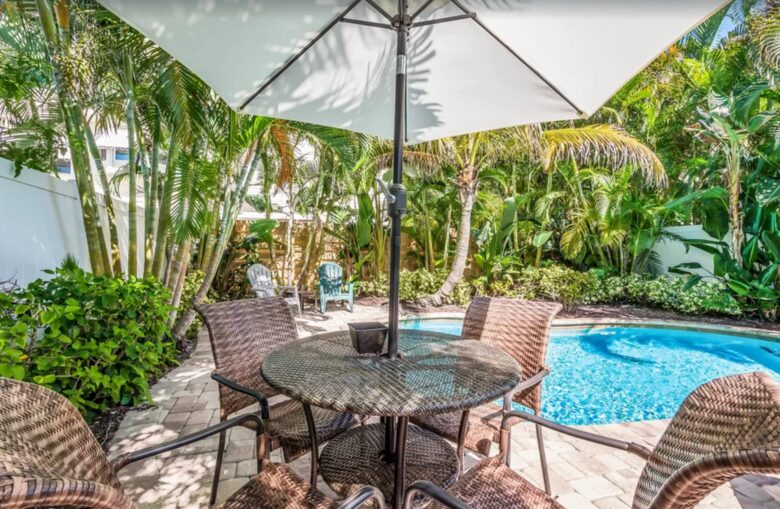 Mermaid's Hideaway Villa - Holmes Beach, Florida