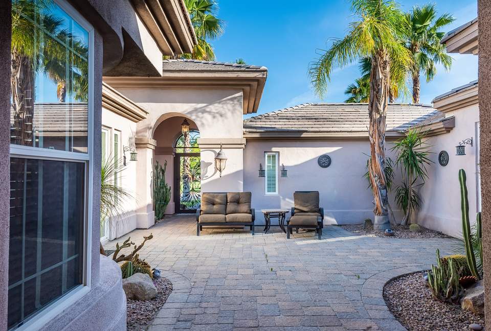 Stunning Gated Home on Gary Player Course in Rancho Mirage - Rancho Mirage, California