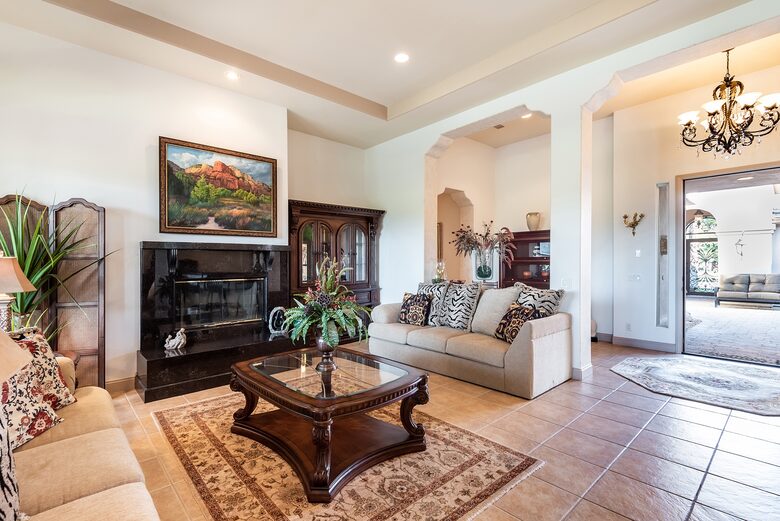 Stunning Gated Home on Gary Player Course in Rancho Mirage - Rancho Mirage, California