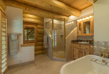 The Graeagle C @ C Lodge - Clio, California