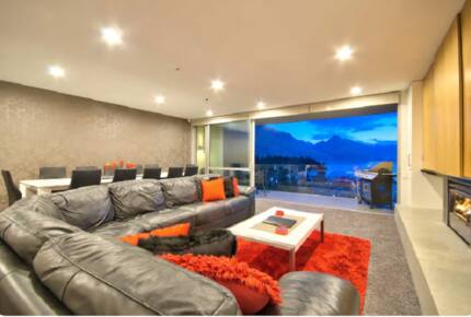 Luxury on the Lake - Queenstown, New Zealand