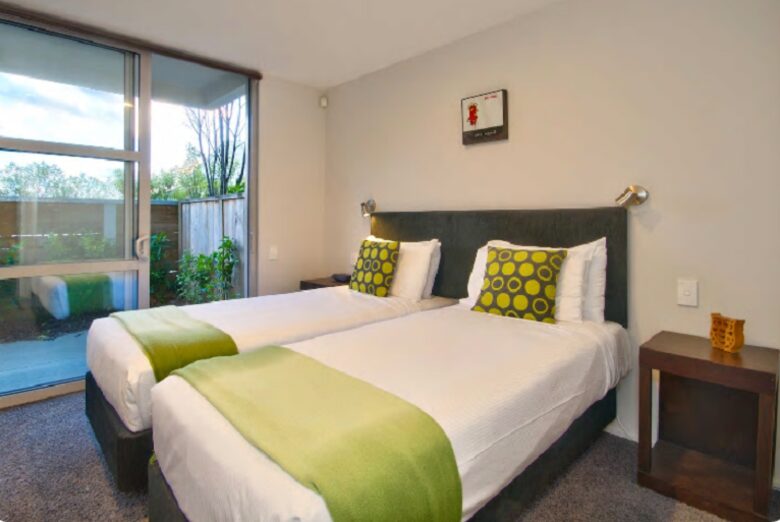 Luxury on the Lake - Queenstown, New Zealand