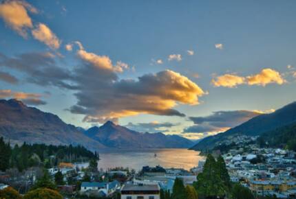 Luxury on the Lake - Queenstown, New Zealand