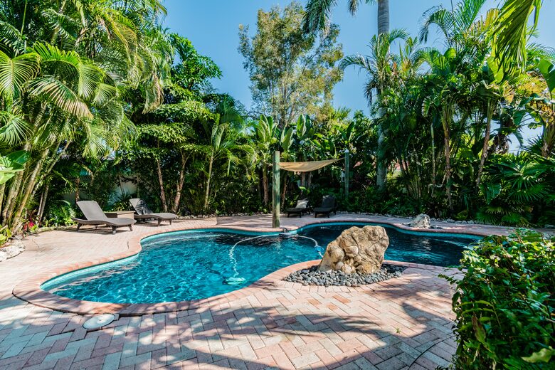 Silver Palm Beach House - Anna Maria Island, Florida