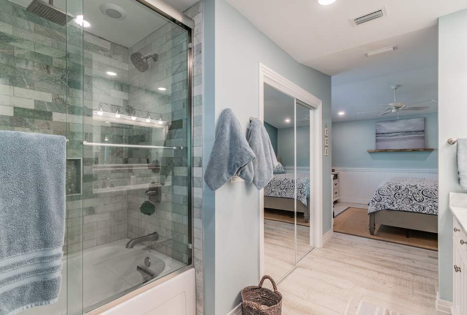 Silver Palm Beach House - Anna Maria Island, Florida