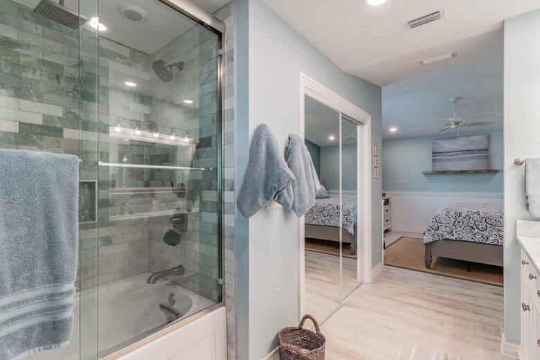 Silver Palm Beach House - Anna Maria Island, Florida