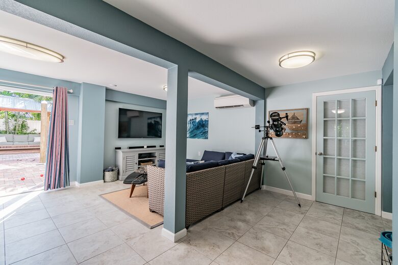 Silver Palm Beach House - Anna Maria Island, Florida