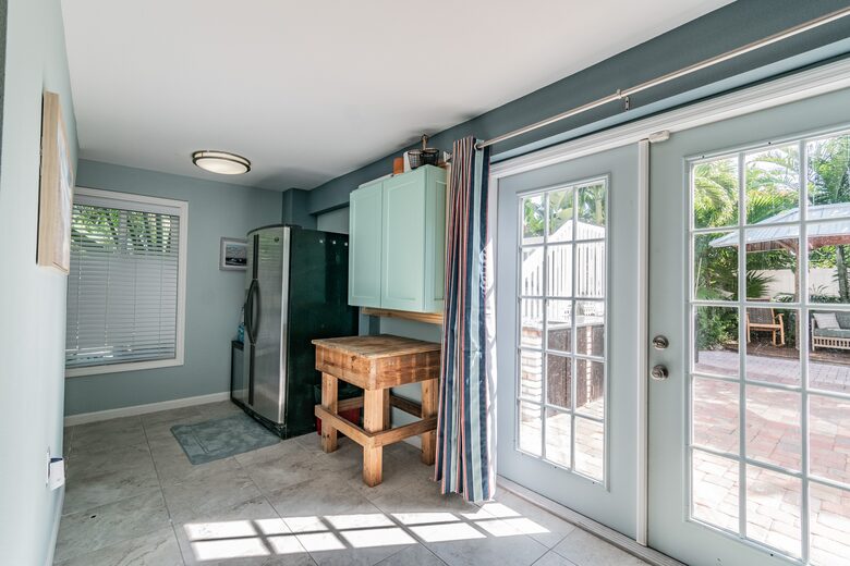 Silver Palm Beach House - Anna Maria Island, Florida