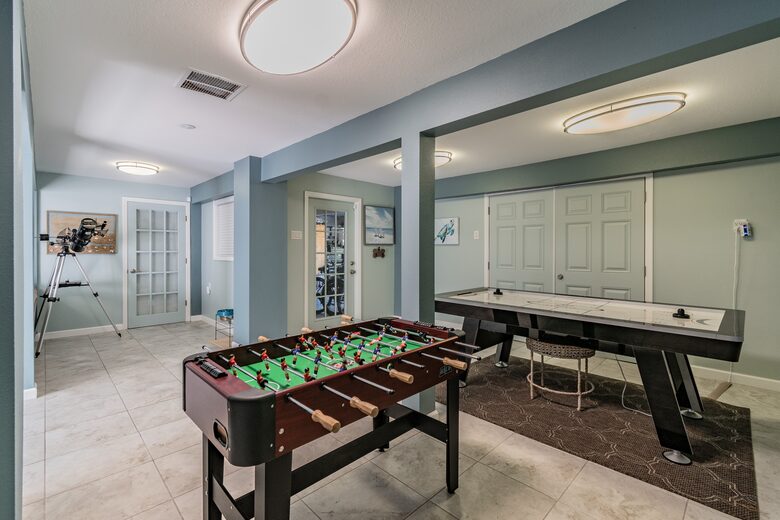 Silver Palm Beach House - Anna Maria Island, Florida