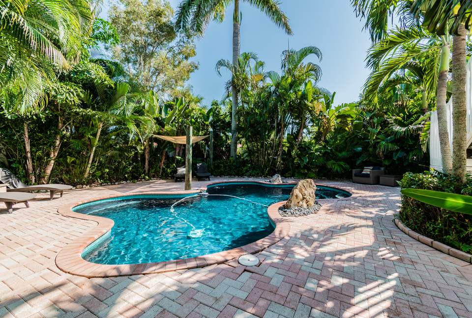 Silver Palm Beach House - Anna Maria Island, Florida