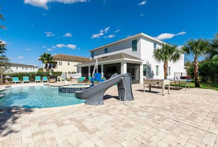 Reunion Luxury Fun House - Reunion, Florida