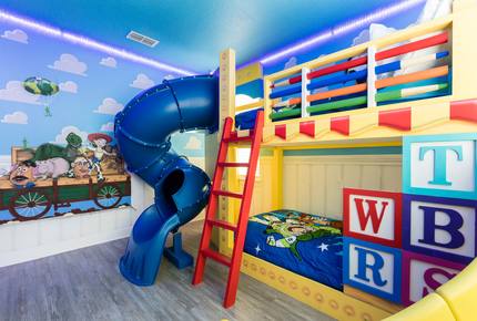 Reunion Luxury Fun House - Reunion, Florida