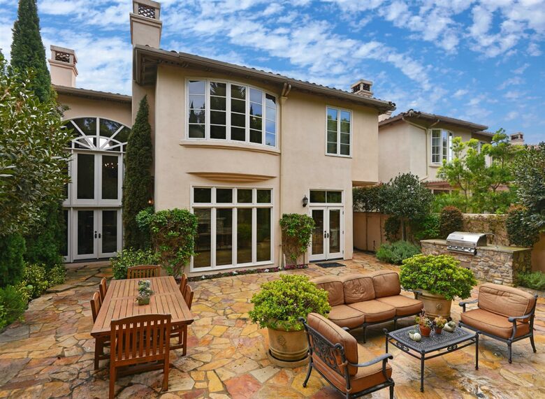 Luxury Tuscan La Jolla Townhouse - La Jolla, California
