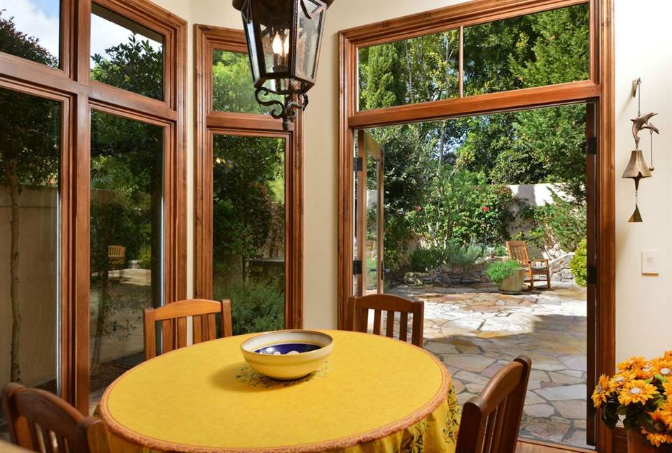 Luxury Tuscan La Jolla Townhouse - La Jolla, California